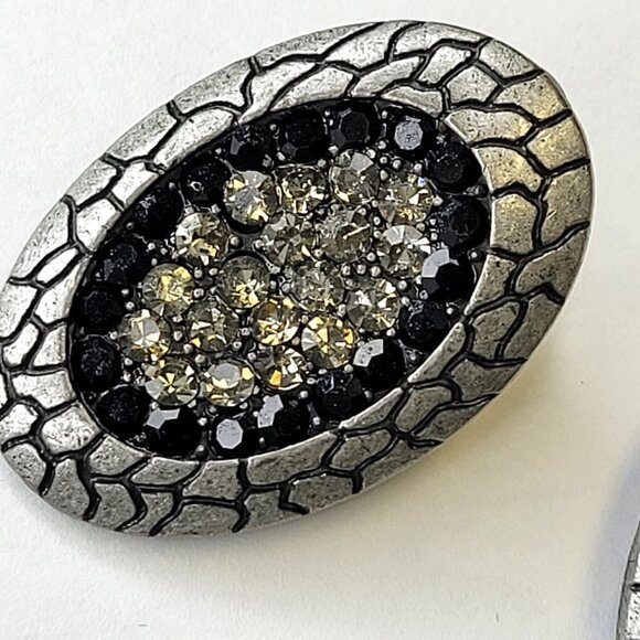 Grey and Black Oval Earrings with Rhinestones - Picture 5 of 11